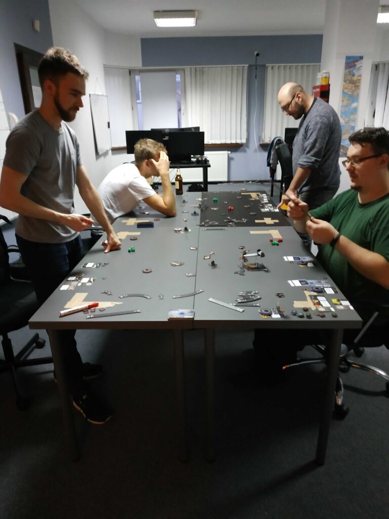 nNtCFZnCfFmWbaOXedn5eA7i2yBeDeoyVWYQfR8Y-1